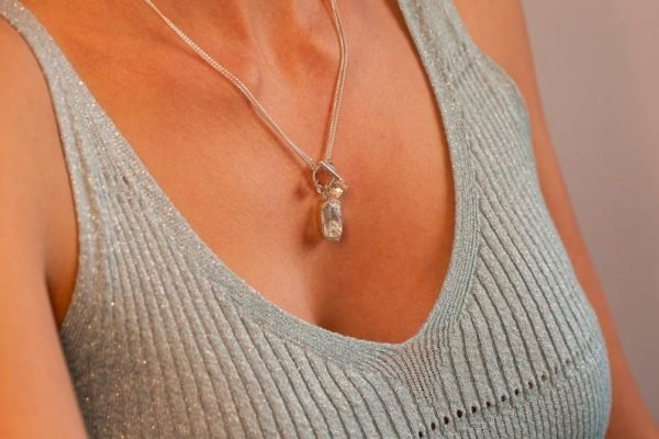 Aquamarine raw gemstone necklace 2 in 1 chain modelled
