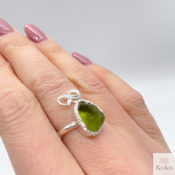 peridot adjustable ring